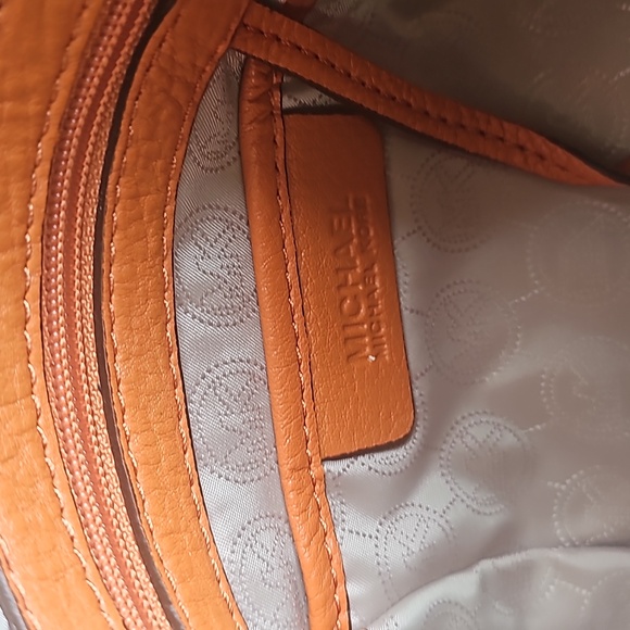 Michael Kors Purse - Picture 5 of 9